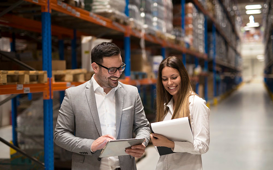 Procurement manager negotiating with a supplier over a video call